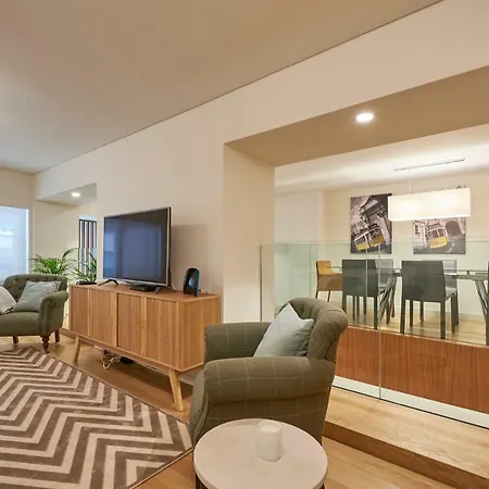 Apartamento Rodrigues Sampaio 28 *